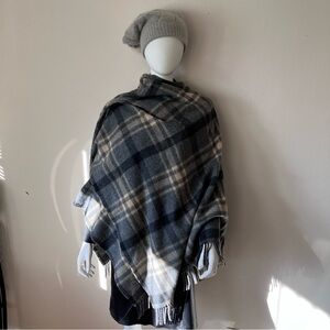 A John Hanly & Co Ltd plaid lambswool shawl/wrap in earth tones
